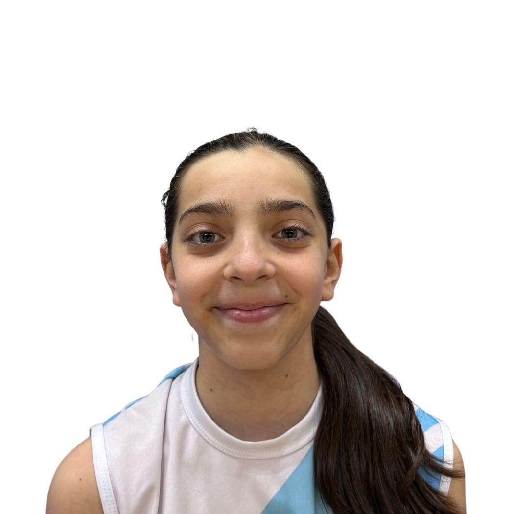 Pía Violeta Kamariski Vega